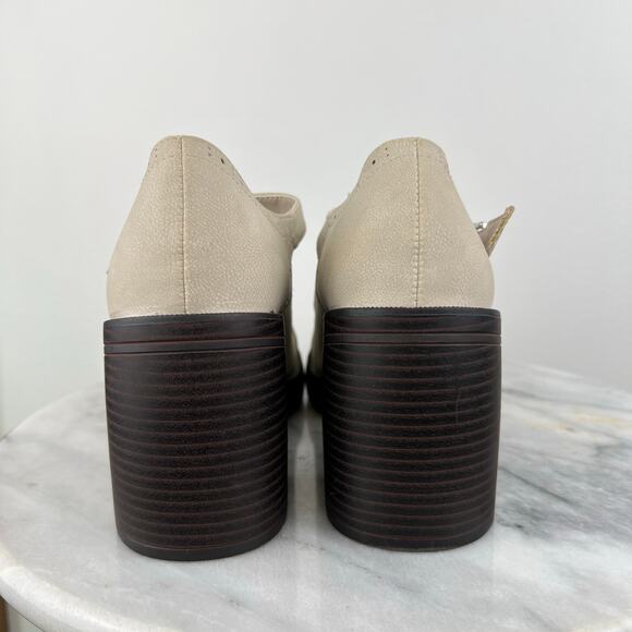 Maurices Cream Y2K Chunky Mary Jane Platform Heels (Sz 8.5) - Picture 5 of 12